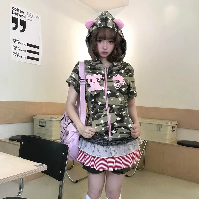 Women's Y2K Camo Hooded Short Sleeve T-Shirt